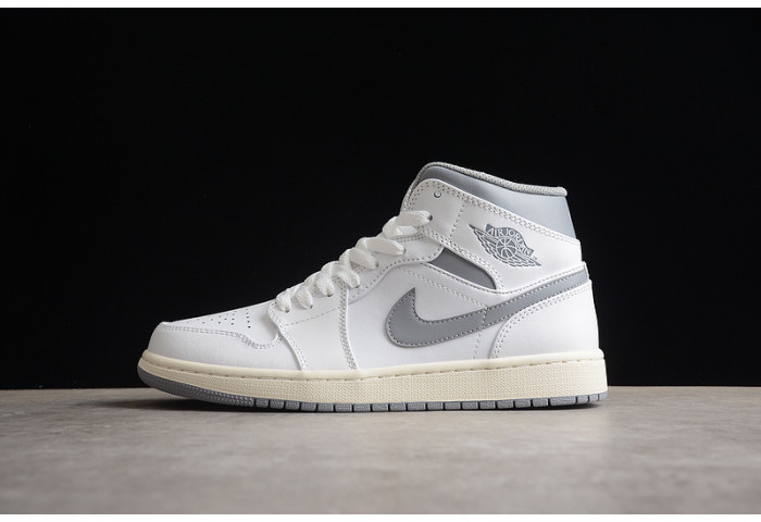 air jordan 1 mid 554724-135