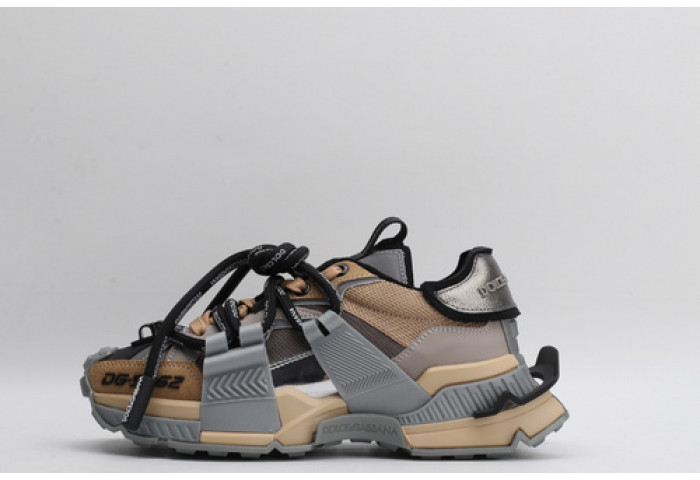 dg  sneakers  dg -012