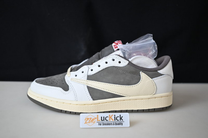 aj1 st travis scott x air jordan 1 dm7866-162