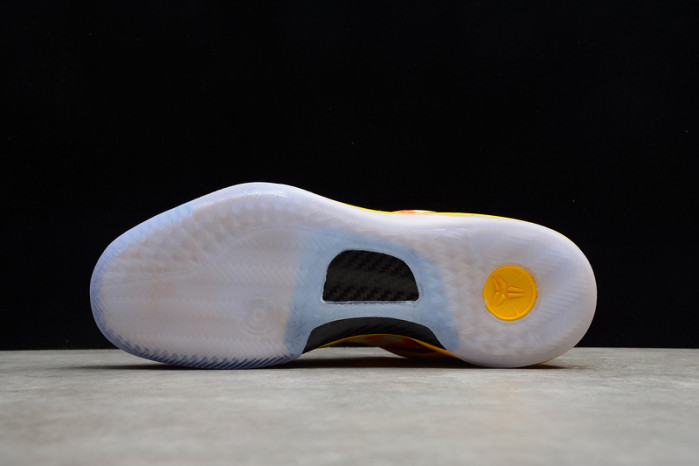 nike zoom kobe 8   555035-800