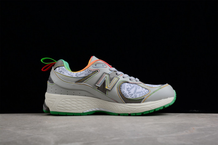 new balance "protection pack"    ml2002rgd