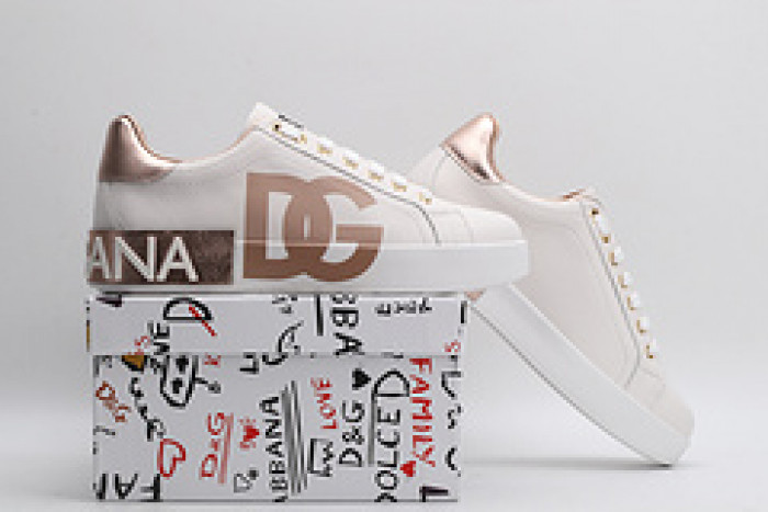 dg  sneakers  dg -022