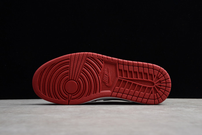 jordan 1 retro low chicago  705329-600