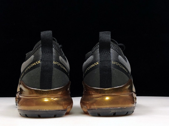 nike air vapormax 2019 black metallic gold ar6631-002