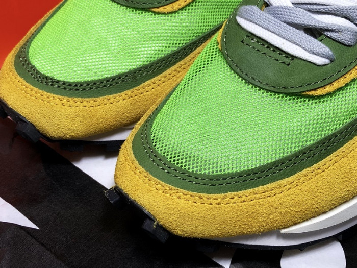 nike ld waffle sacai green multi bv0073-300