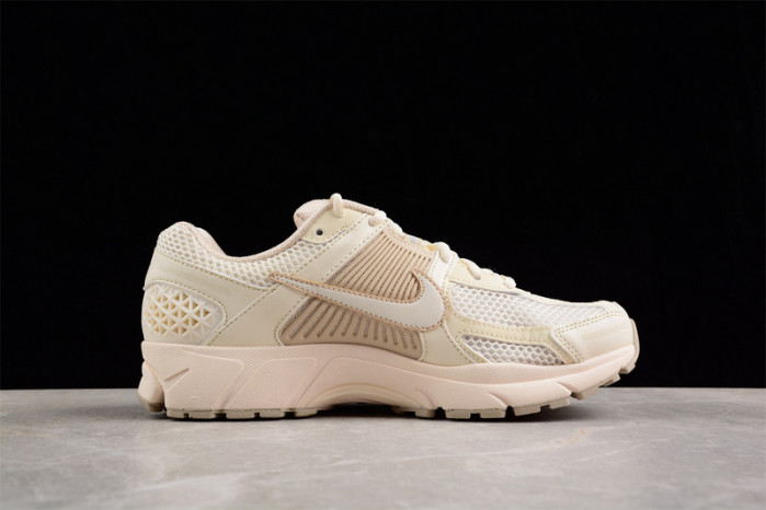 nike zoom     fq6868-111