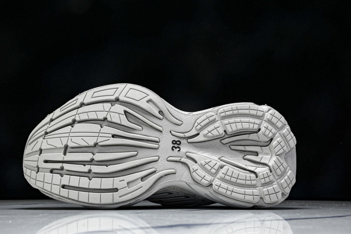 B*al*enciaga Monday Sneaker WMNSS9090