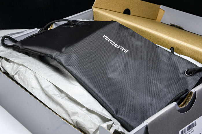 B*al*enciaga Monday Sneaker WMNSS9090