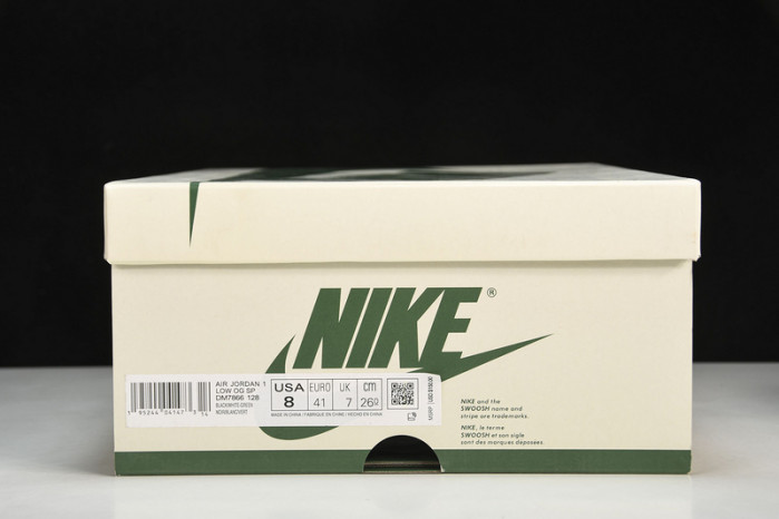 Travis Scott x Air Jordan 1 Low DH7866-128