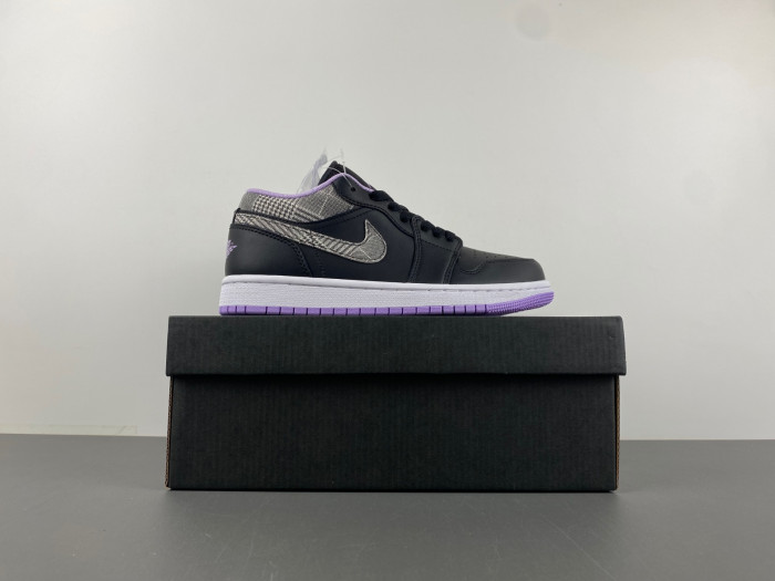 Air Jordan 1 Retro Low DH0570-015