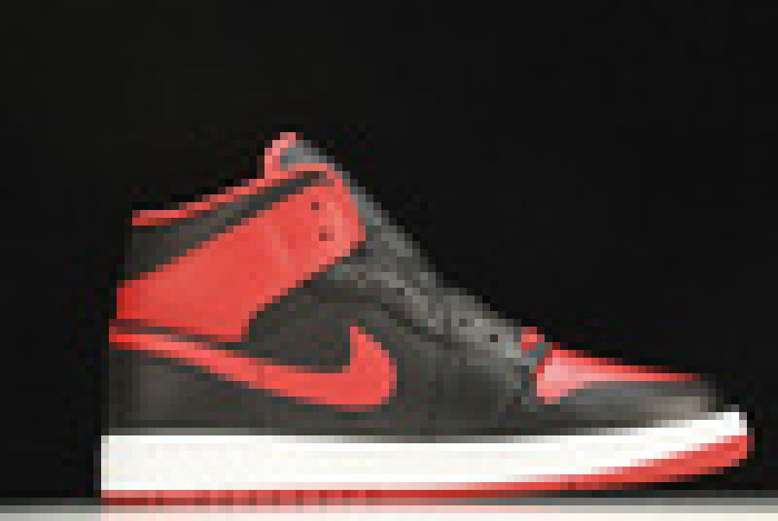 air jordan 1 mid    dq8426-060