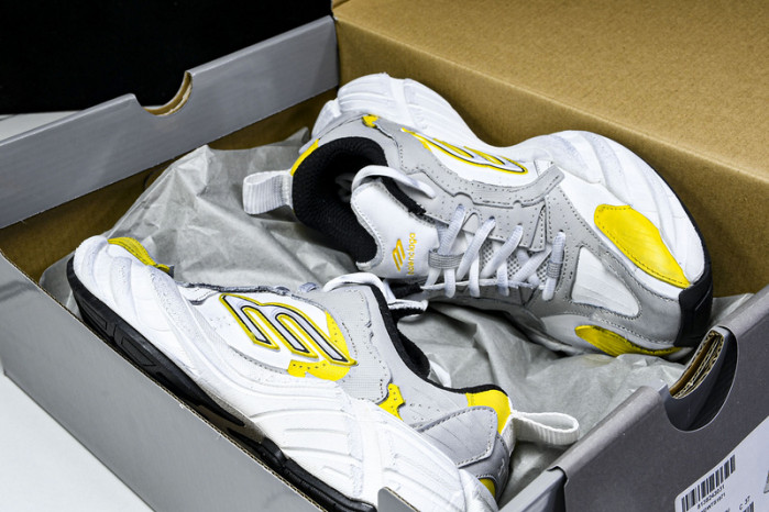 B*al*enciaga Monday Sneaker BMS-003