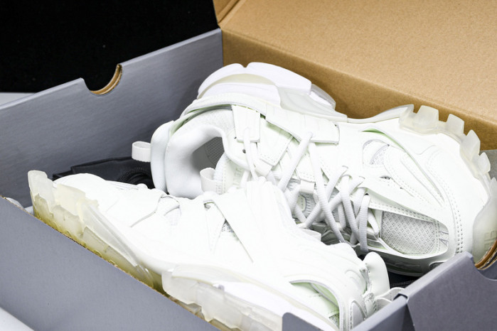 Ba*len*cia*ga track trainer  btt-186