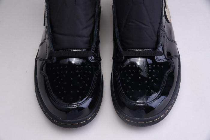 jordan 1 retro high black metallic gold (2020) 555088-032