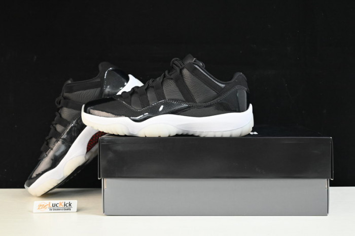 air jordan 11 low "72-10" expect to release next year  av2187-001