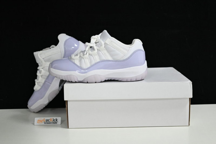 air jordan 11 retro low " pure violet "   ah7860-101