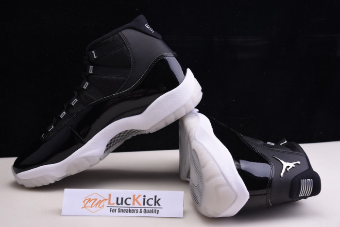 jordan 11 retro black clear ct8012-011