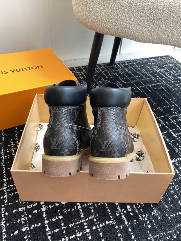 L**V**T* BOOTS LVTBS-005
