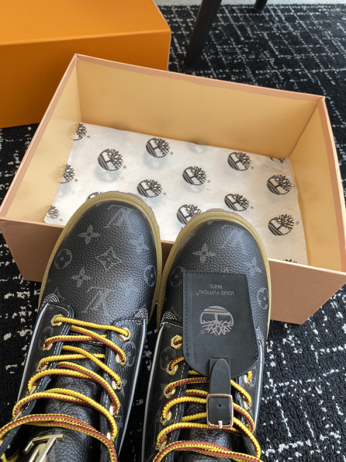 L**V**T* BOOTS LVTBS-005