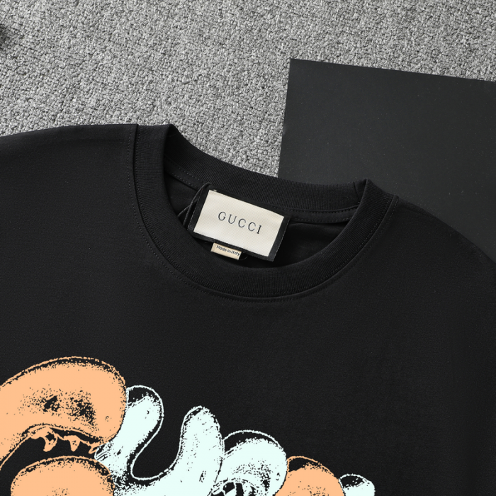 G*UCCI CLOTHES GICS-018