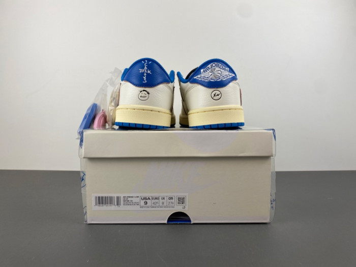 Travis Scott x Air Jordan 1 Low OG DM7866-104
