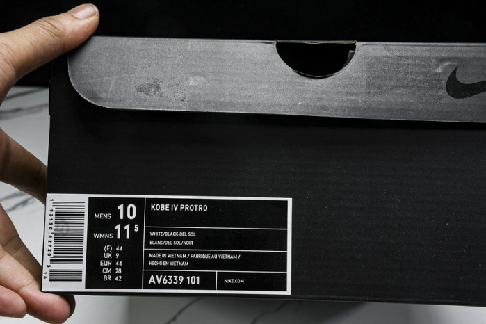 nike zoom kobe 4 protro“del sol” av6339-101
