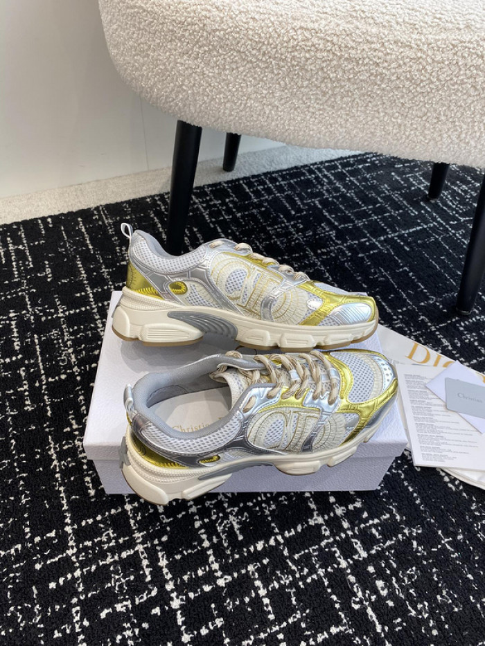 d*r  sneakers   drs-004