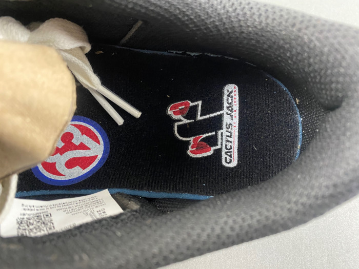 Travis Scott x Air Jordan 1 Low OG DM7866-713