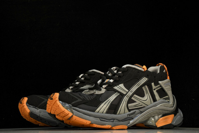 Balenciaga Runner BTT-196