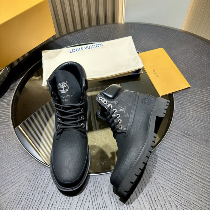 L**V**T* BOOTS LVTBS-024