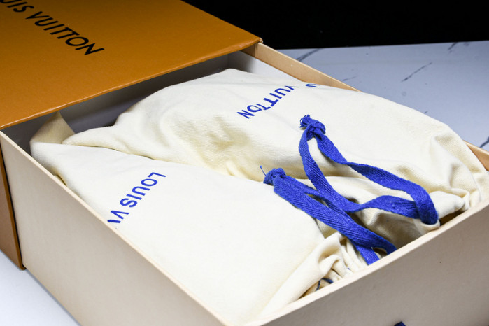 lou vuit  sneakers  lvss-0272