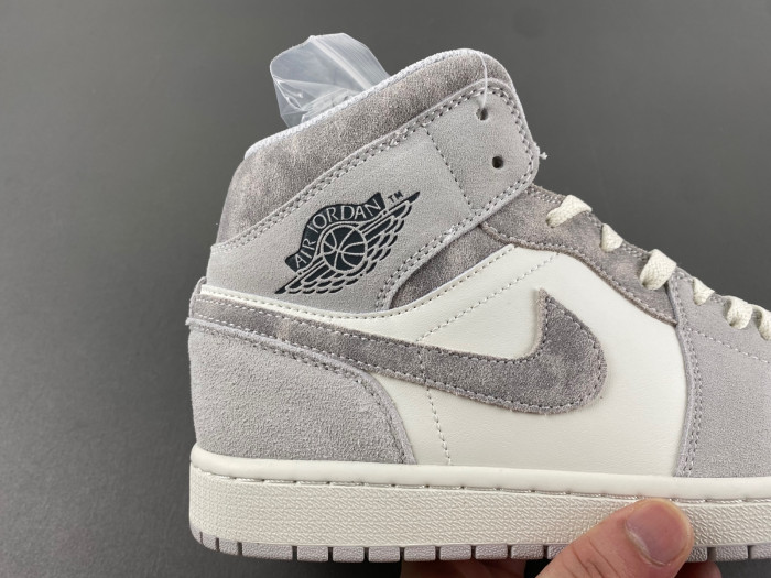 Air Jordan 1 Mid FQ7720-002