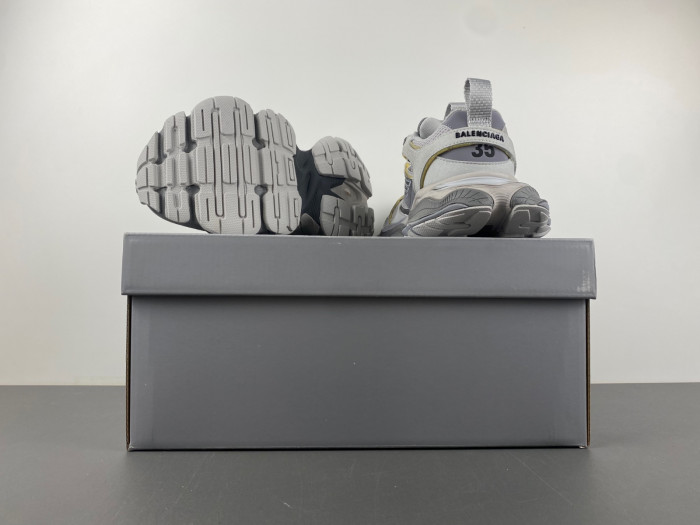 B*al*enciaga CARGO BCO-013