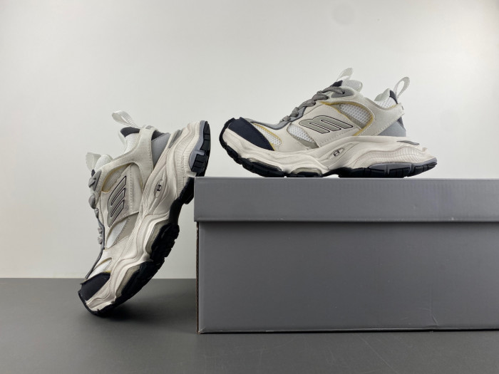 b*al*enciaga cargo  bco-001