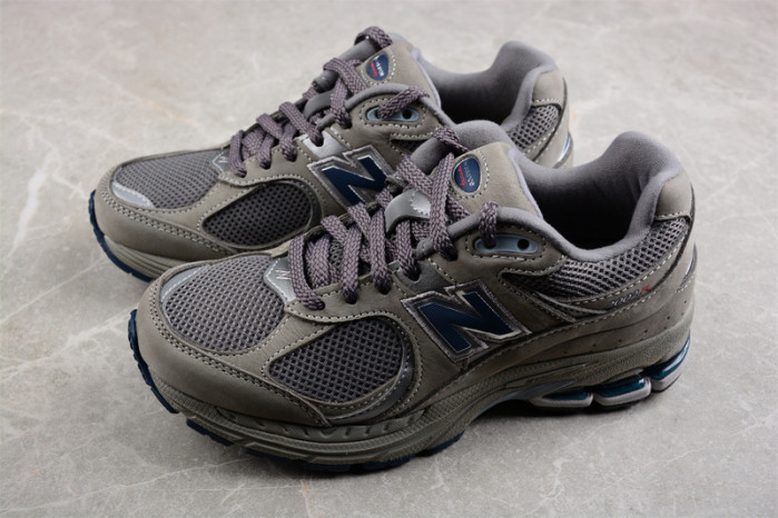 new balance nb-073