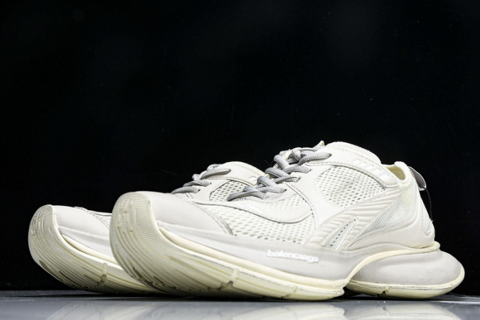 B*AL*ENCIAGA CIRCUIT BC-007