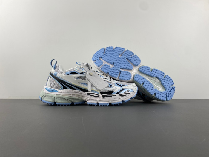 C/O SNEAKERS COS-012