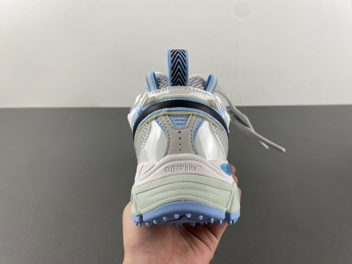 C/O SNEAKERS COS-012