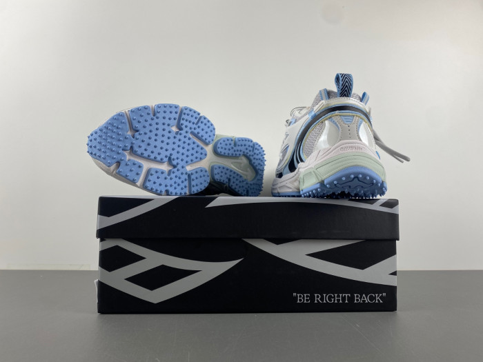 C/O SNEAKERS COS-012