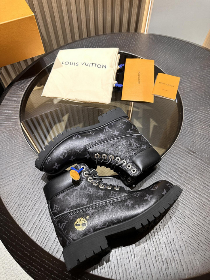 L**V**T* BOOTS LVTBS-012