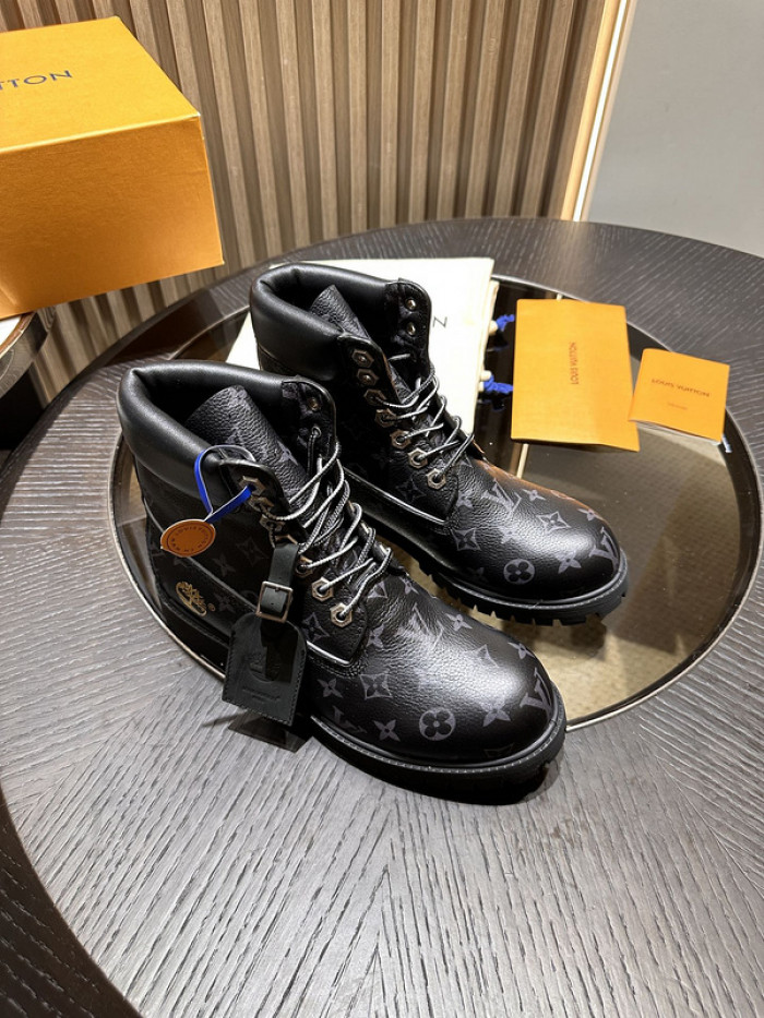 L**V**T* BOOTS LVTBS-012