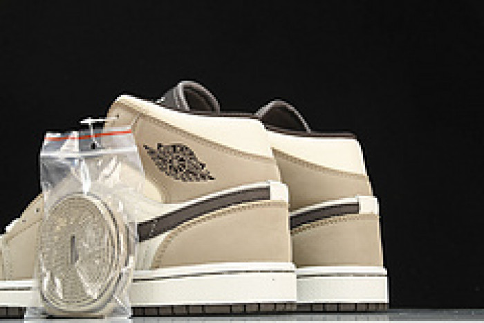 air jordan 1 mid  554766-003