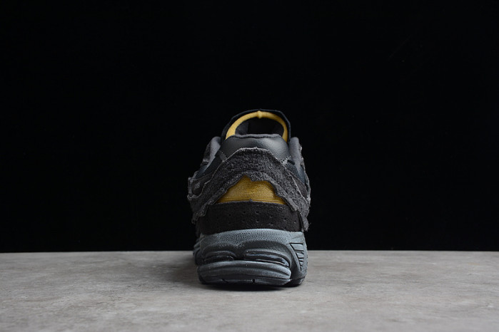 new balance "protection pack" m2002rdb