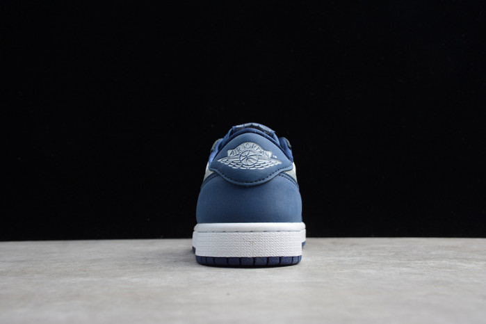 Jordan 1 Low SB Midnight Navy CJ7891-400