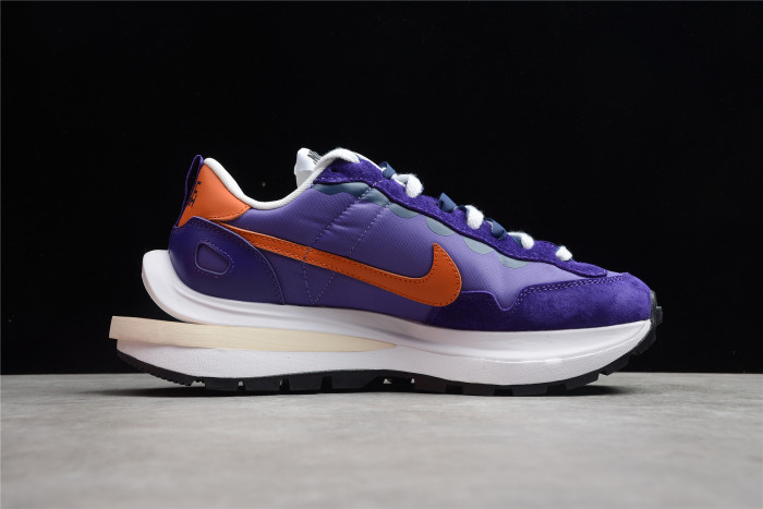 nike vaporwaffle sacai dark iris dd1875-500
