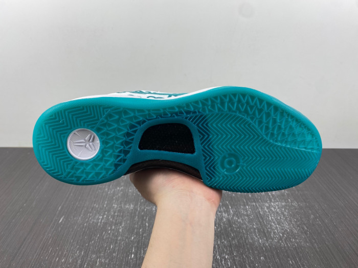 nike zoom kobe 8   f3549-101